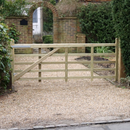 Softwood Kent gate suitable for a drive gate