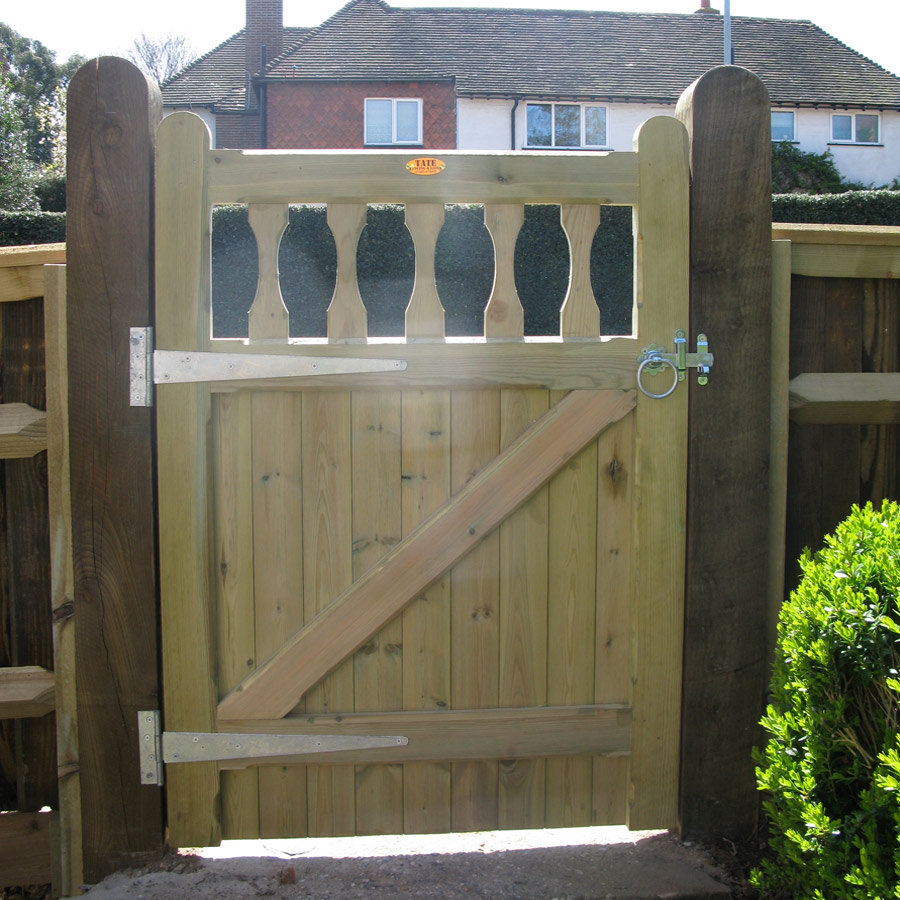standard Frame windsor gate
