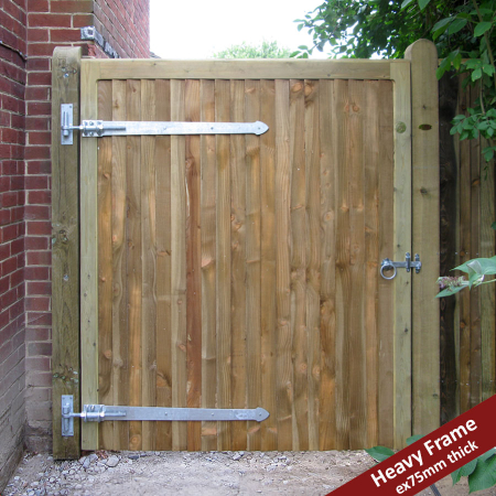Single Heavy Frame Gate with a Solid Top